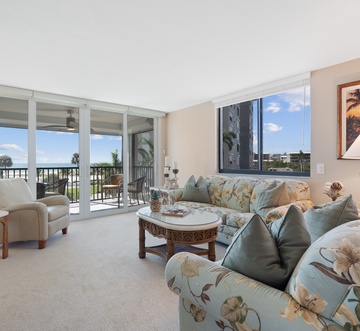Caper Beach Club 314