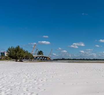 Carlos Pointe #213 Paradise Pointe