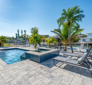 Shella Close To The Beach