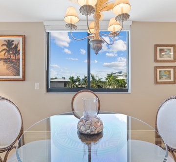 Caper Beach Club 314