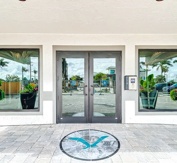 Caper Beach Club 314