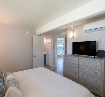 Curlew Beach Cottage