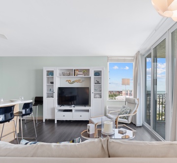 Estero Beach & Tennis 908-B