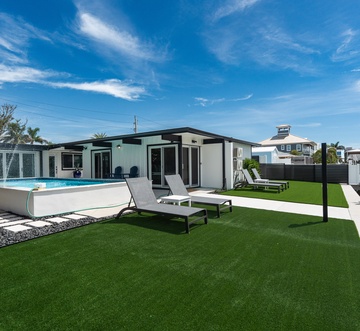 Curlew Beach Cottage