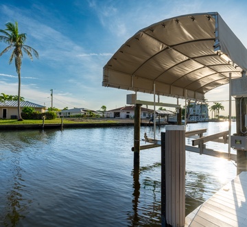 High Tide Hideaway