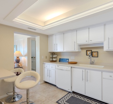 Island Winds Penthouse 1