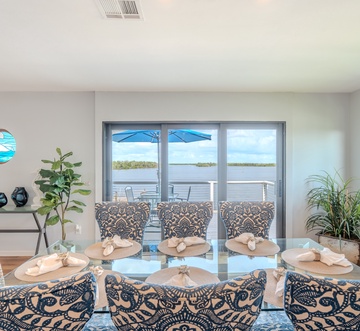 Club 205 At Bayview