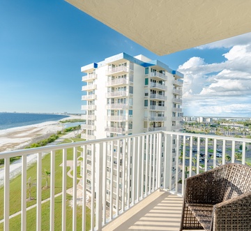 Estero Beach & Tennis 807-C