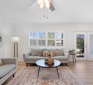 Beach Bungalow 2