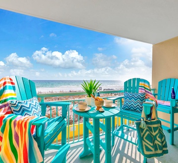 Pelican Isle 215 - The Emerald Spritz