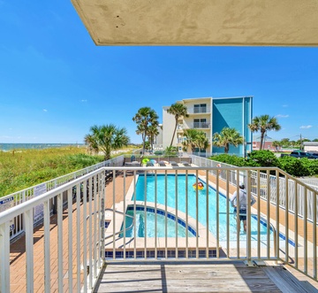 Sea Dunes 104 - Shell Of A View