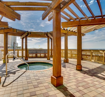 Pelican Beach 1611 - Seabreeze Sixteen