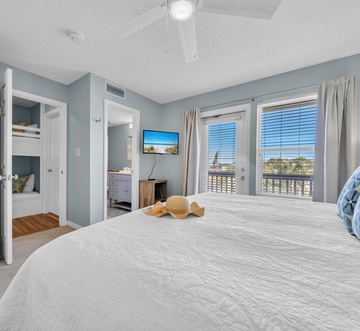 Sunset Cottages 2C - Melrose Place