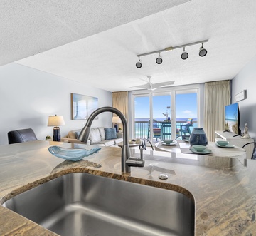 Pelican Beach 604 - Shore Thing