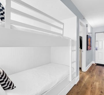 Pelican Beach 604 - Shore Thing