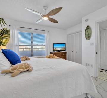 Emerald Towers West 2003 - Beachfront Blessings