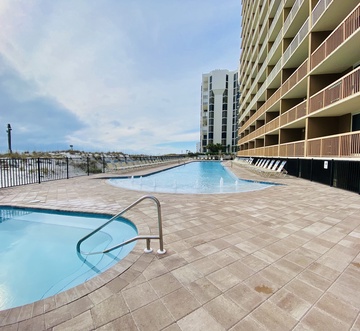 Pelican Beach 604 - Shore Thing