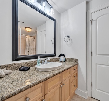 Azure 214 - Paradise Palms