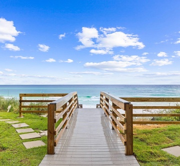 Emerald Hill #3 - Villa by the Sea