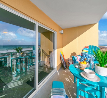 Pelican Isle 215 - The Emerald Spritz