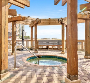 Pelican Beach 717 - Chasing Sunshine