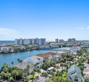 Terrace at Pelican Beach 902 - Just Beachy