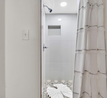 Pinnacle Port A518 - Seaside Pearl