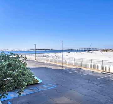 East Pass Towers 105 - Emerald Breeze