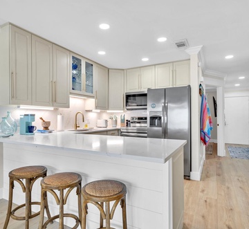 Blue Mountain Beach Villas 113 - Water's Edge