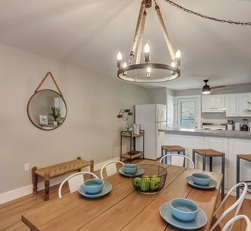 Venus 106 - The Salty Sister