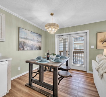 Sunset Cottages 2C - Melrose Place