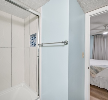 Pelican Beach 604 - Shore Thing