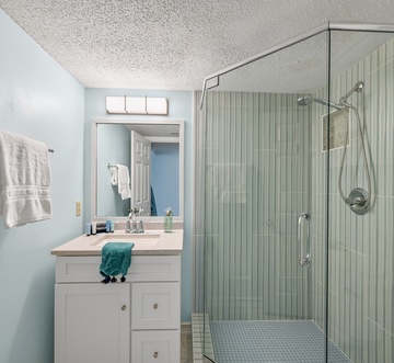 Pelican Beach 604 - Shore Thing