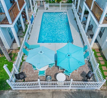 Sunset Cottages 2C - Melrose Place