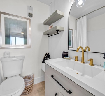 Pinnacle Port A518 - Seaside Pearl