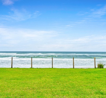 Blue Mountain Beach Villas 113 - Water's Edge