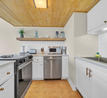 Pinnacle Port A518 - Seaside Pearl