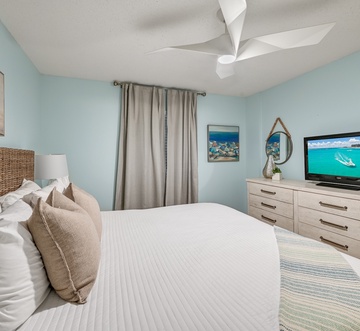 Pelican Beach 604 - Shore Thing