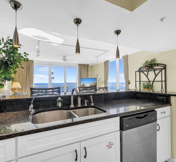 Pelican Beach 1611 - Seabreeze Sixteen