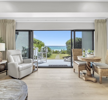 Emerald Hill #3 - Villa by the Sea