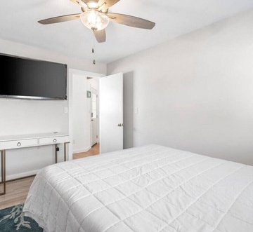 Belaire Bungalow