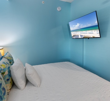 Aqua 608