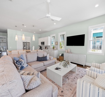 330 Beachside Dr