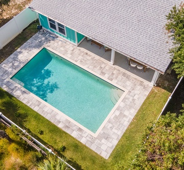 Laguna Breeze