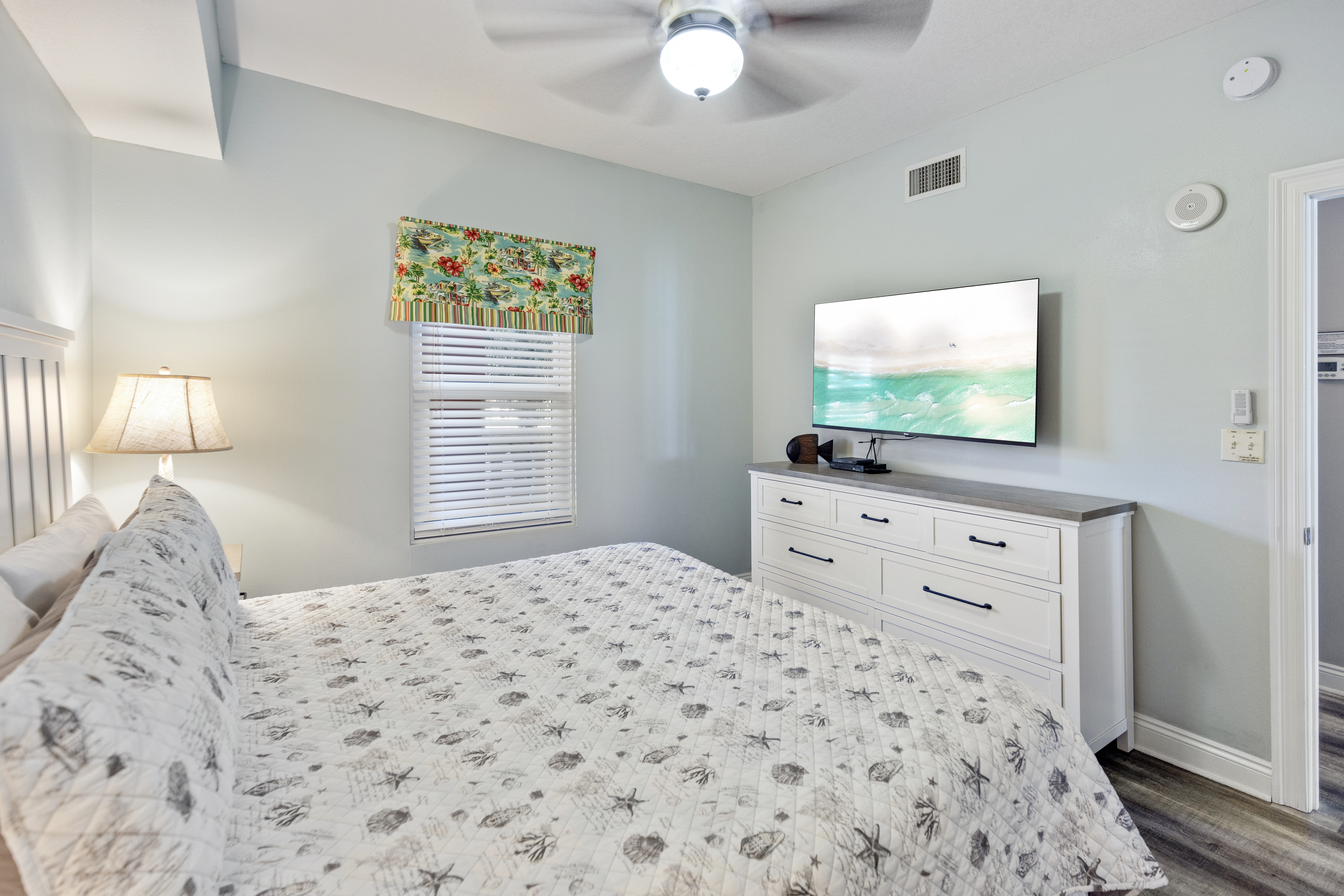 Calypso 108W- VIP Parking