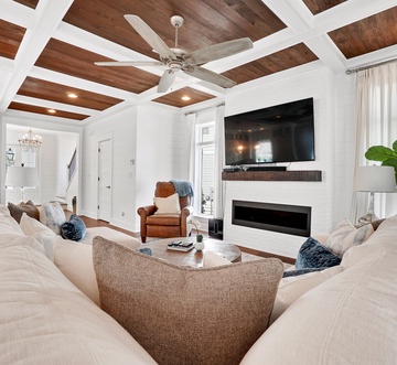 213 Sandyshore Dr