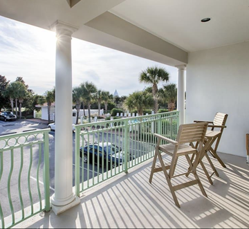 Inn at Seacrest 210