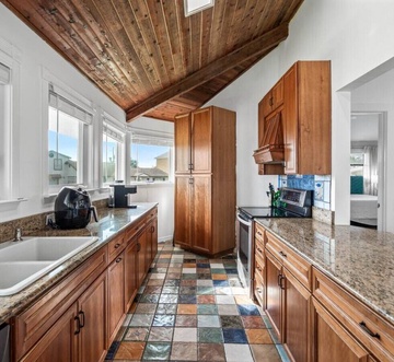 Belaire Bungalow