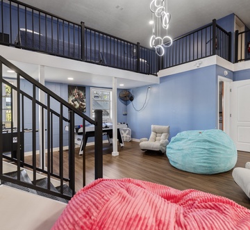 122 Kelly St
