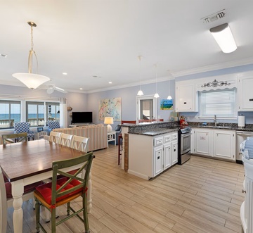 Honey's Beach Cottage